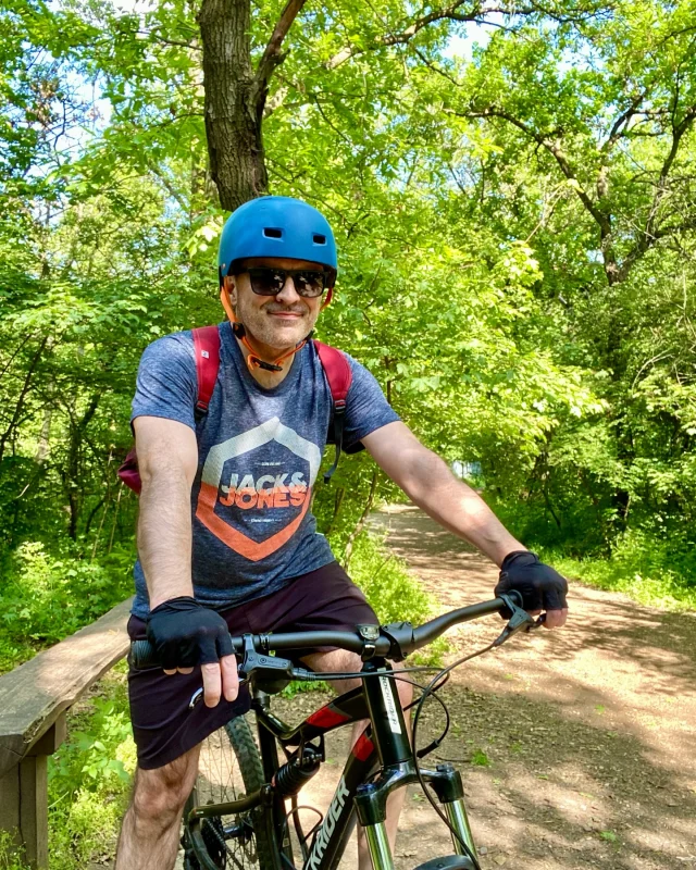 Kinek mivel telik ez a négy nap? Nekem egy része így
🚲🌳 További jó hosszú hétvégét mindenkinek!😊
#LeviLive #maxemlevi #makszemlevi #bestfm #alegjobbzenék